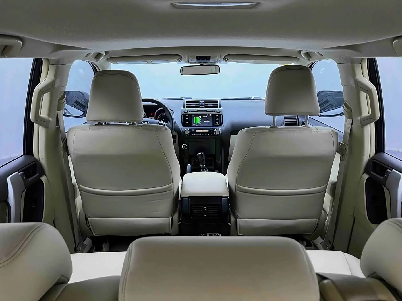Toyota Prado 2014 — Photo 5/10