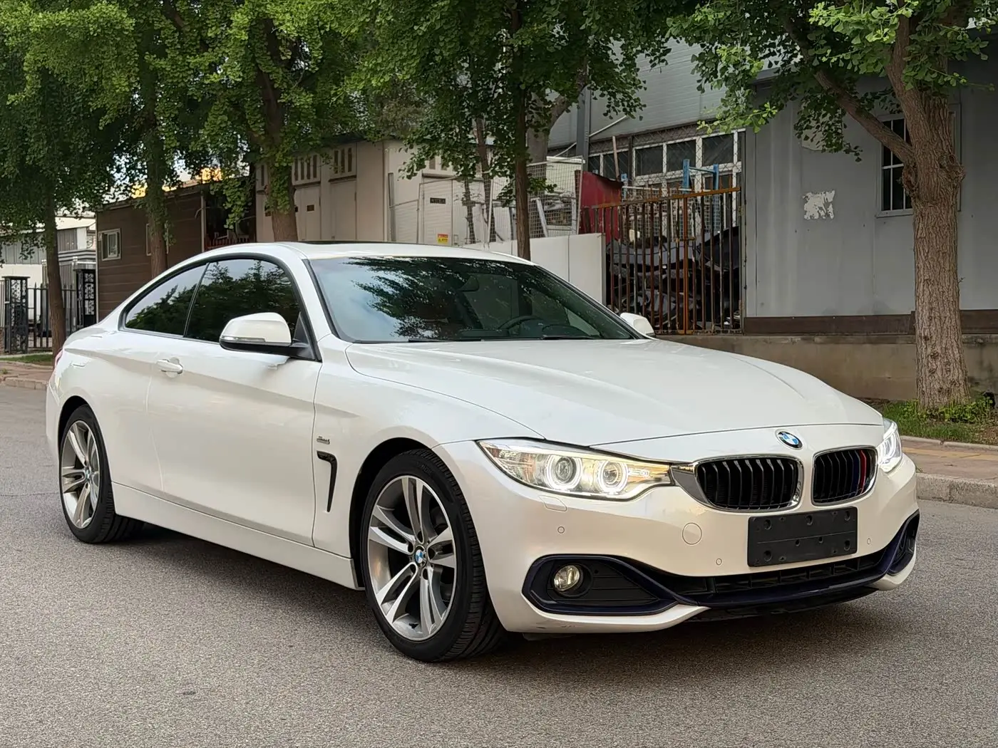 BMW 4 Series 2016 — Фото 3/20
