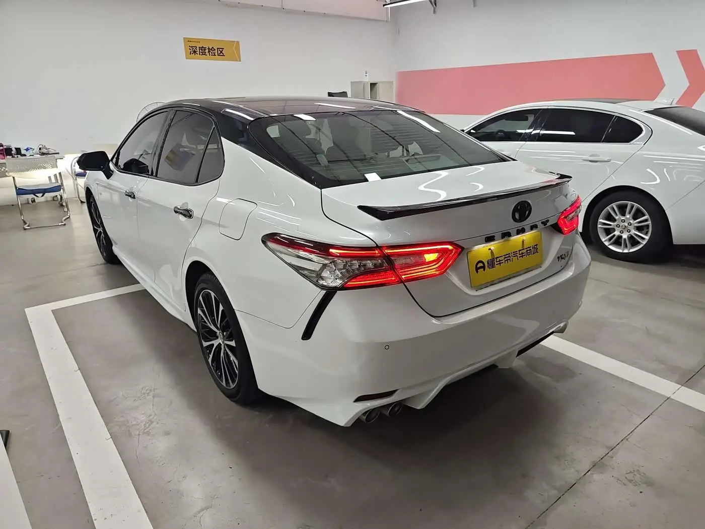 Toyota Camry 2020 — Фото 3/20