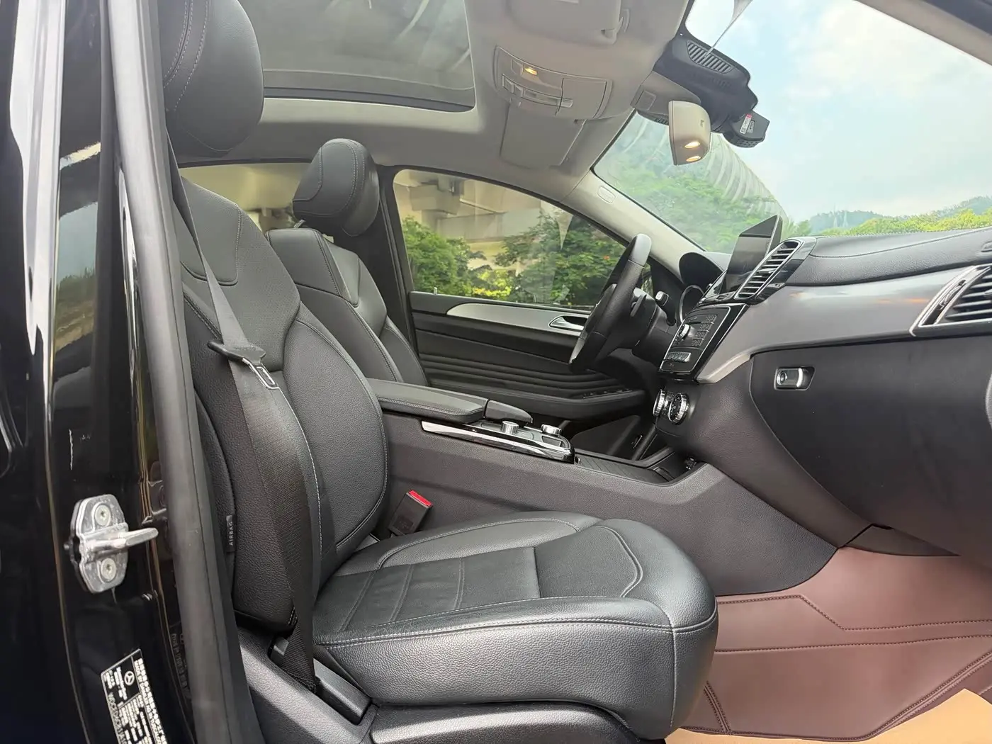 Mercedes-Benz GLE Coupe 2018 — Photo 14/20
