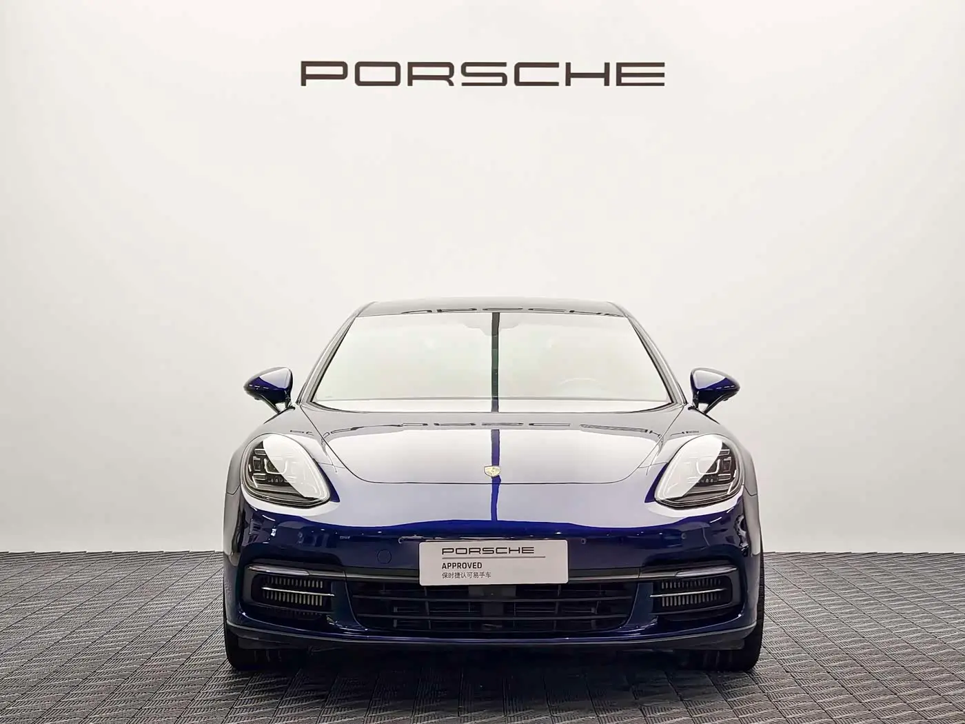Porsche Panamera 2020 — Photo 2/13