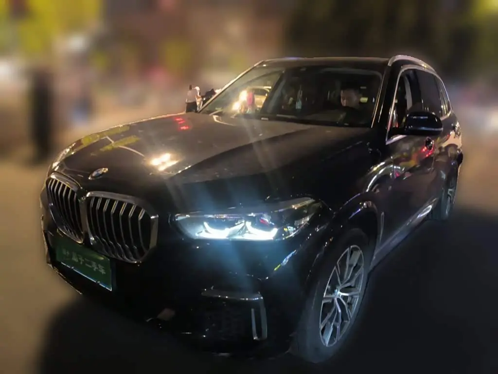 BMW X5 2023 — Фото 1/20