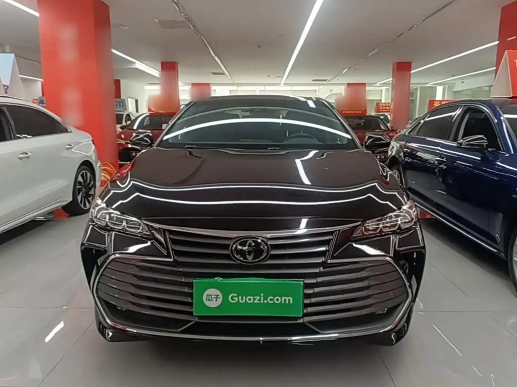 Toyota Avalon 2020 — Фото 3/20