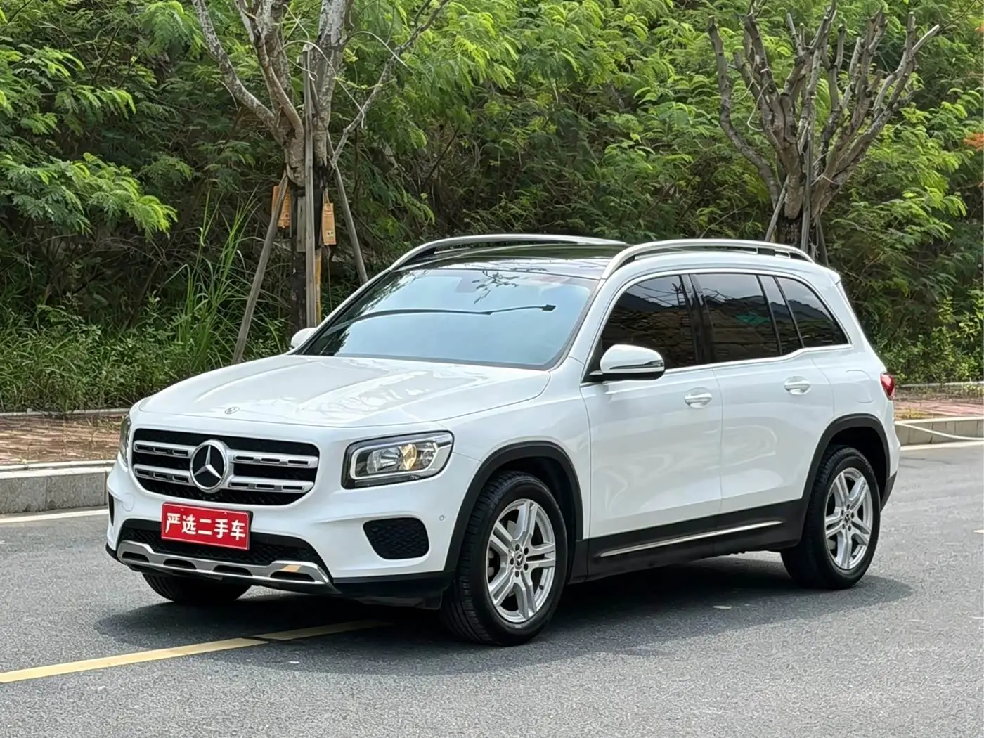 Mercedes-Benz GLB, 2020