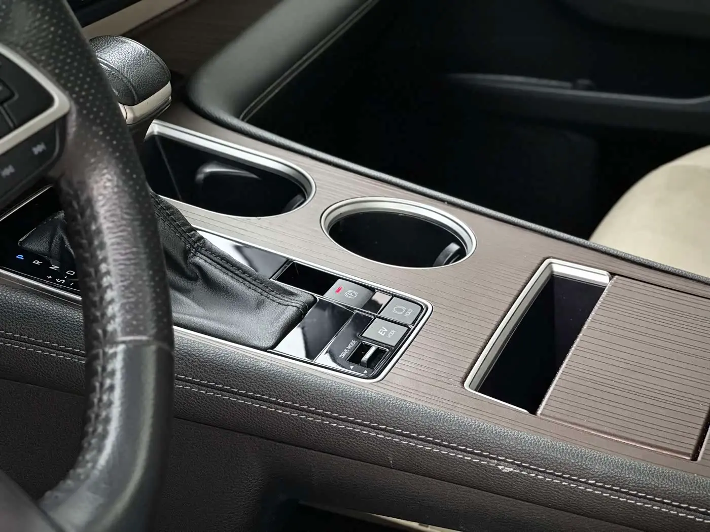 Toyota Sienna 2022 — Photo 13/17