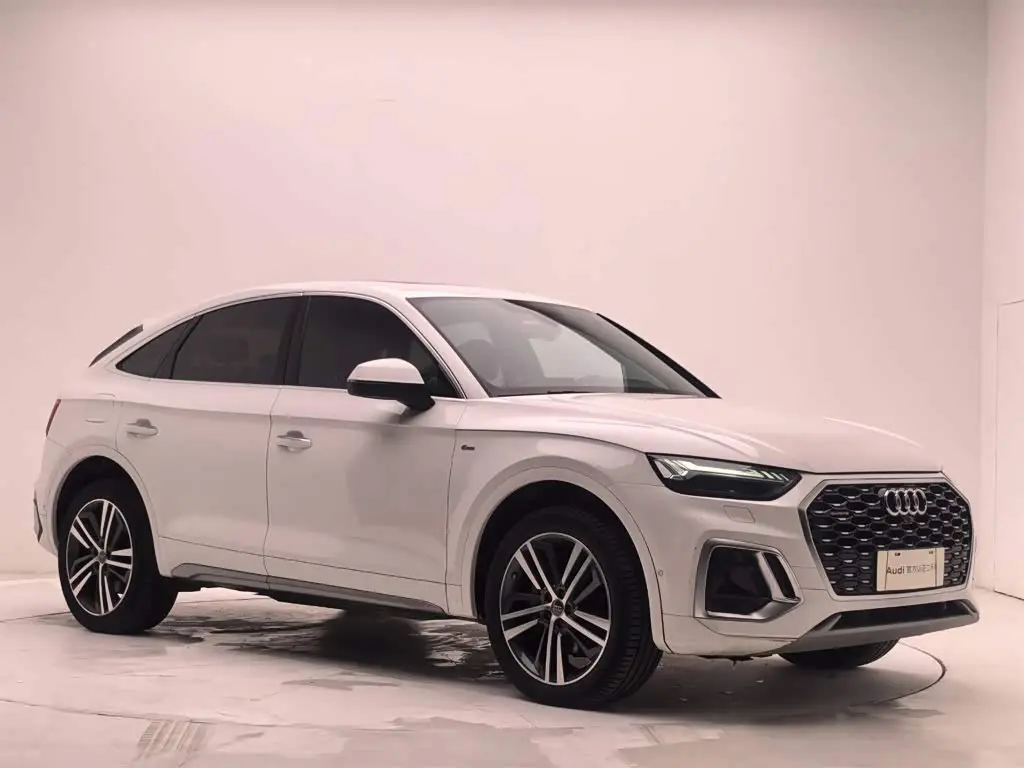 Audi Q5L Sportback 2021 — Photo 7/20