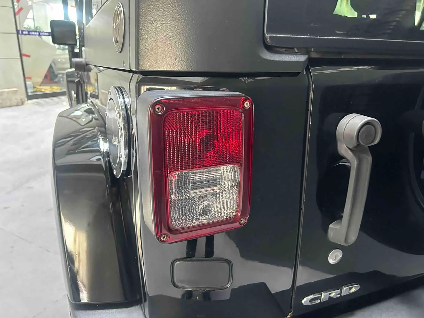 Jeep Wrangler 2015 — Фото 18/20
