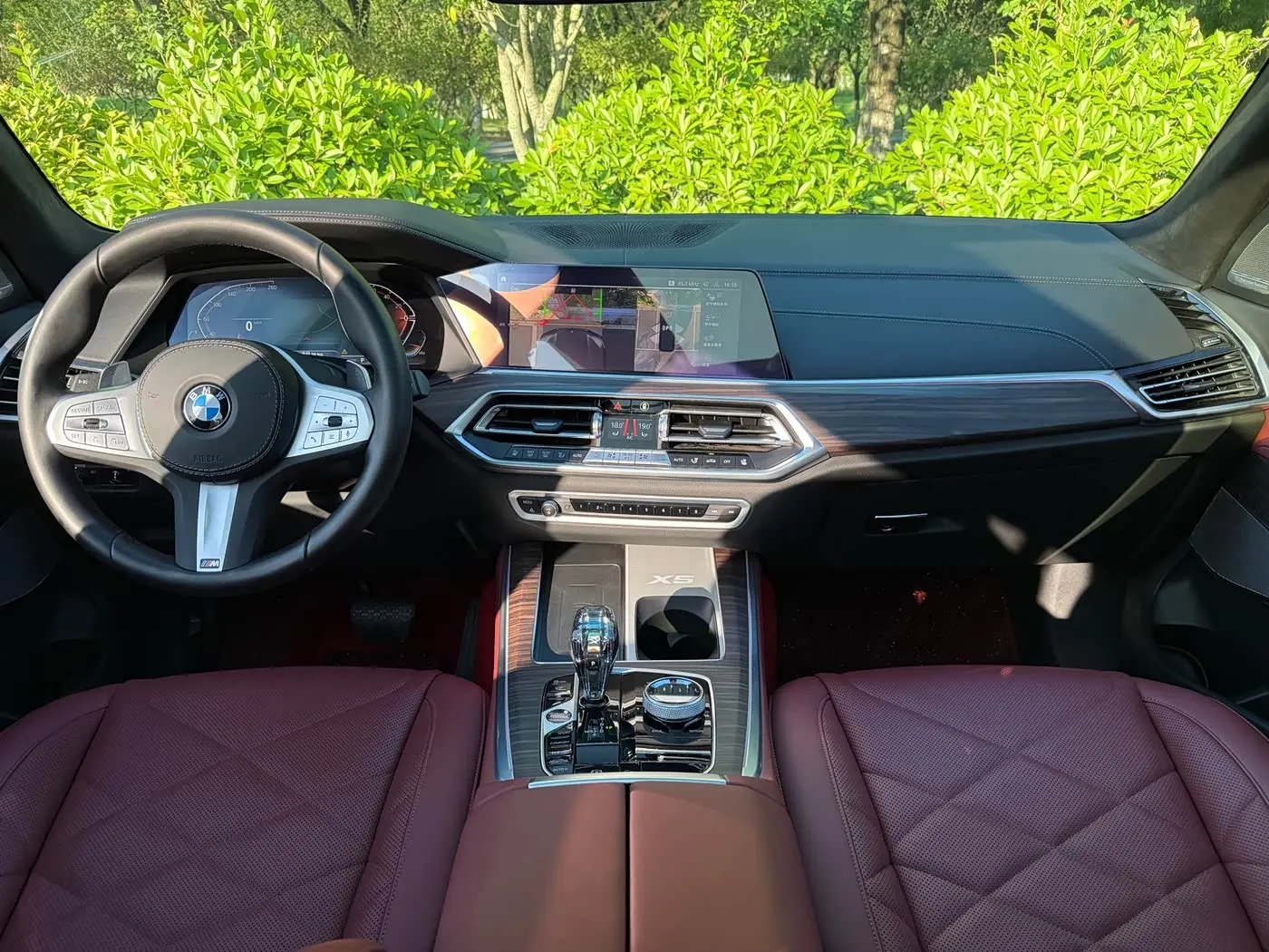 BMW X5 2022 — Photo 12/20