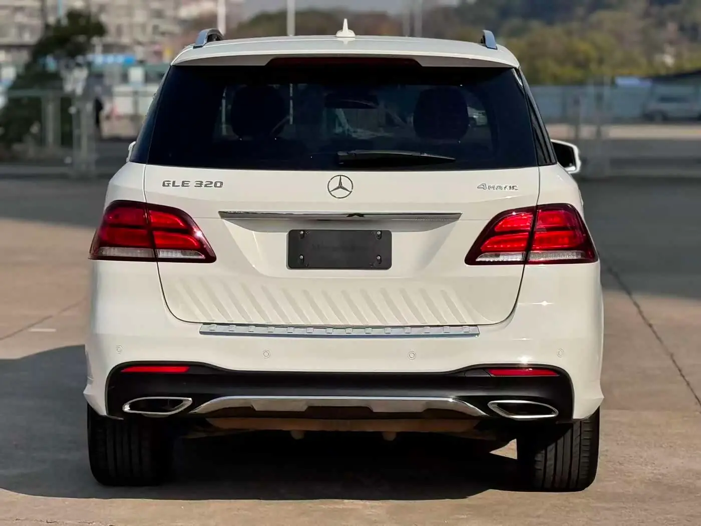 Mercedes-Benz GLE 2018 — Photo 5/8