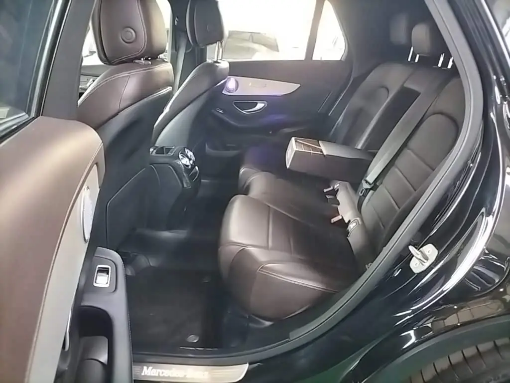 Mercedes-Benz GLC 2021 — Photo 17/20