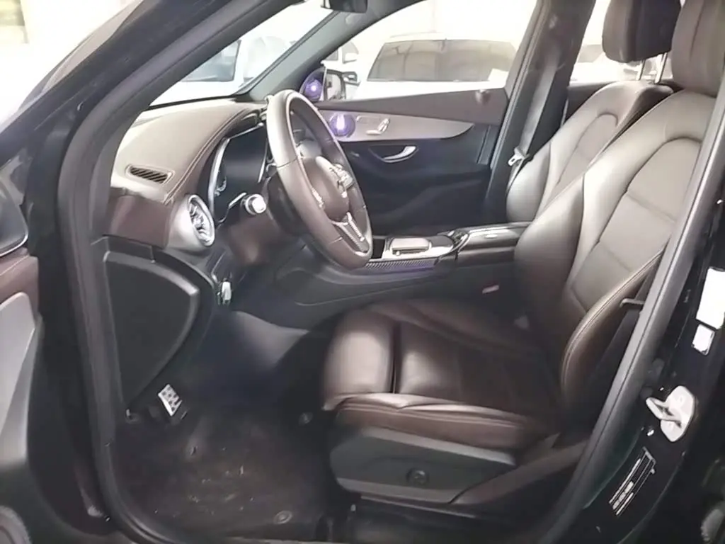 Mercedes-Benz GLC 2021 — Photo 15/20