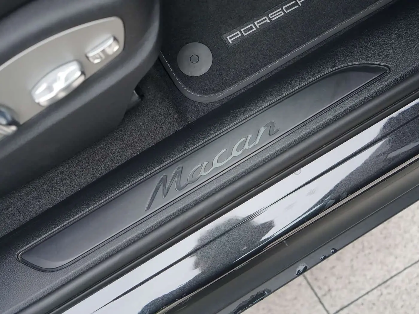 Porsche Macan 2021 — Photo 7/20