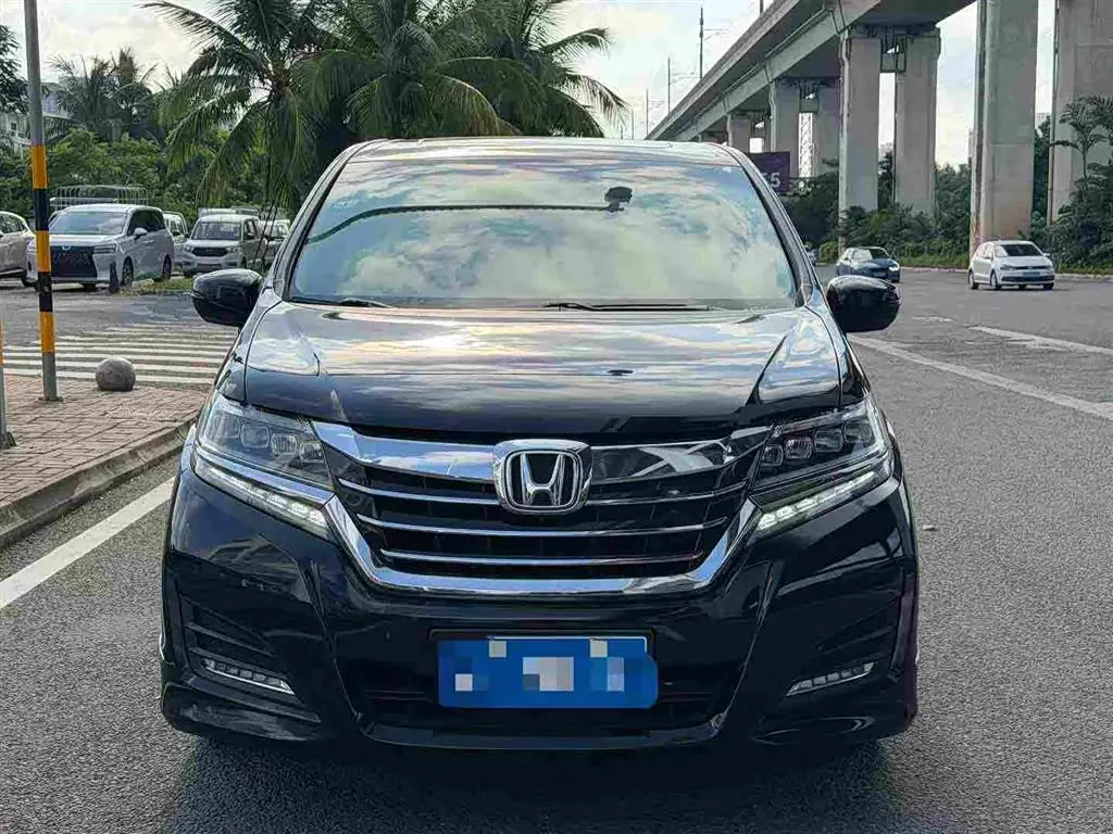 Honda Elysion 2018 — Фото 8/8