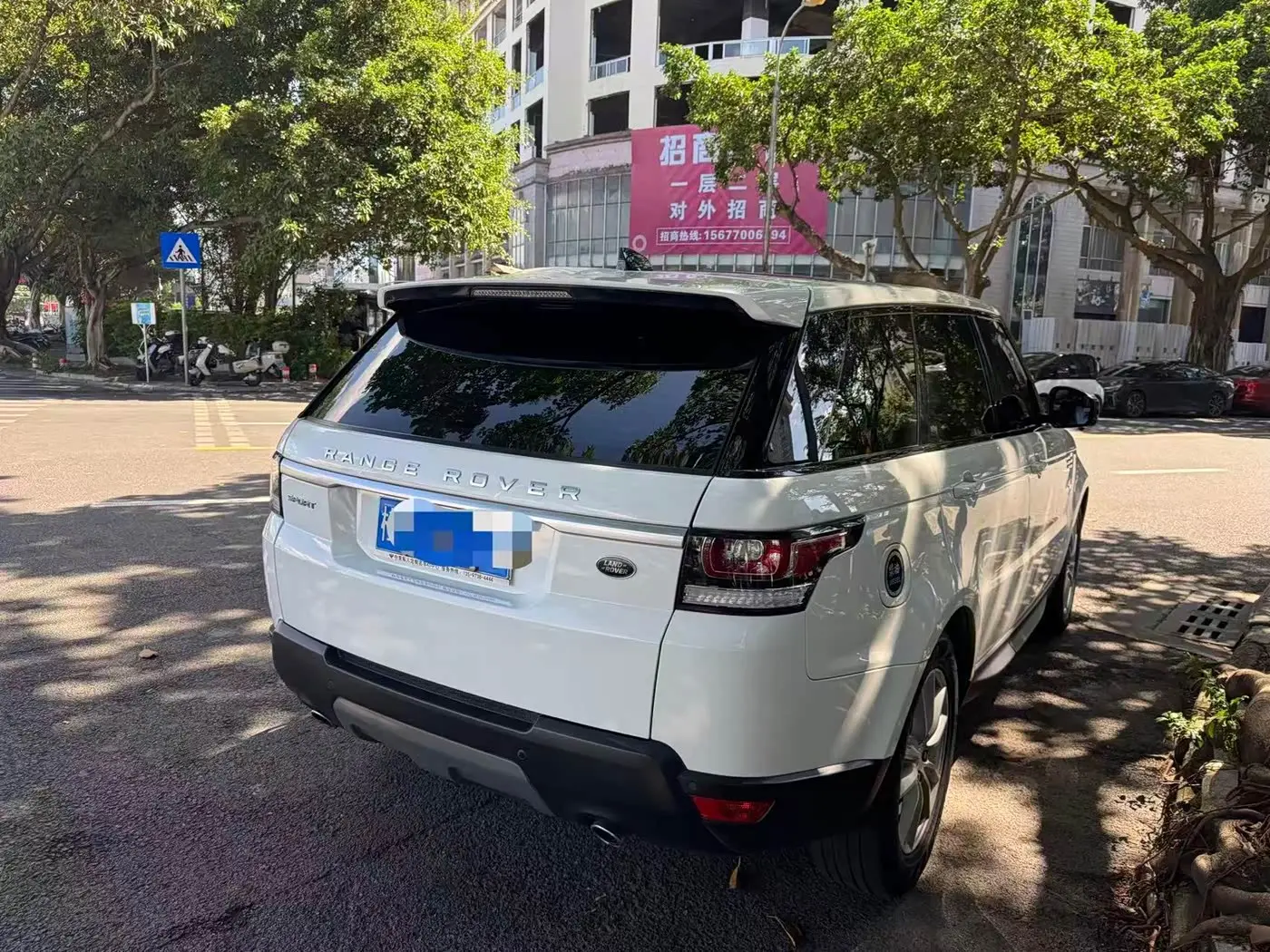 Land Rover Range Rover Sport 2018 — Photo 2/6