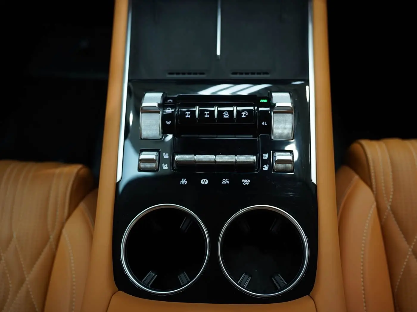 Tank 500 EV 2025 — Photo 12/20