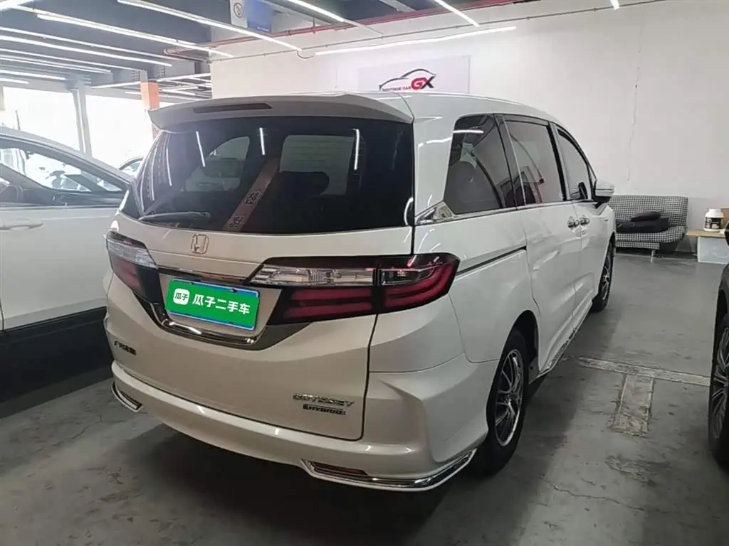 Honda Odyssey 2020 — Фото 7/20