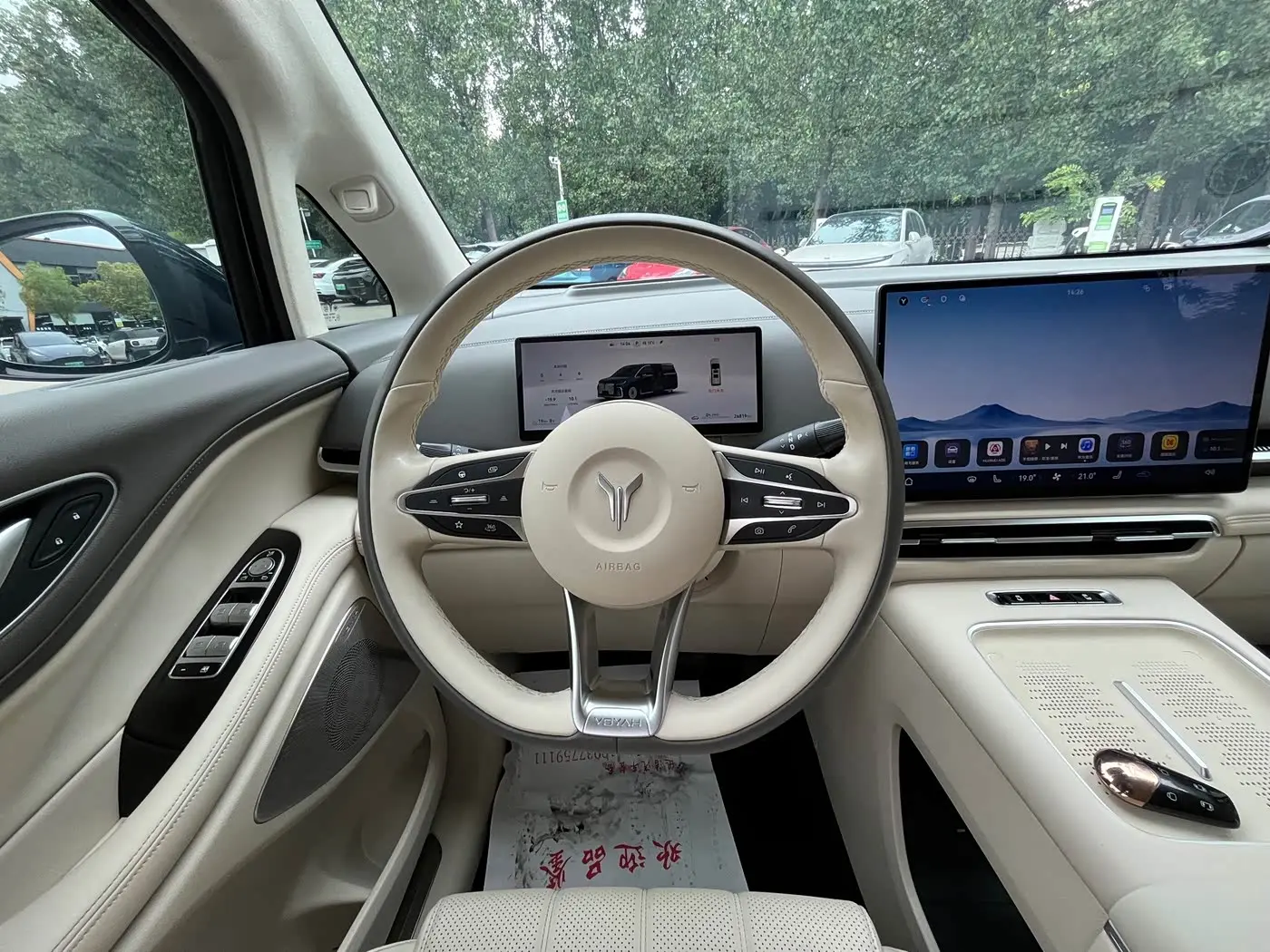 Voyah Auto Voyah Dreamer 2025 — Photo 14/20