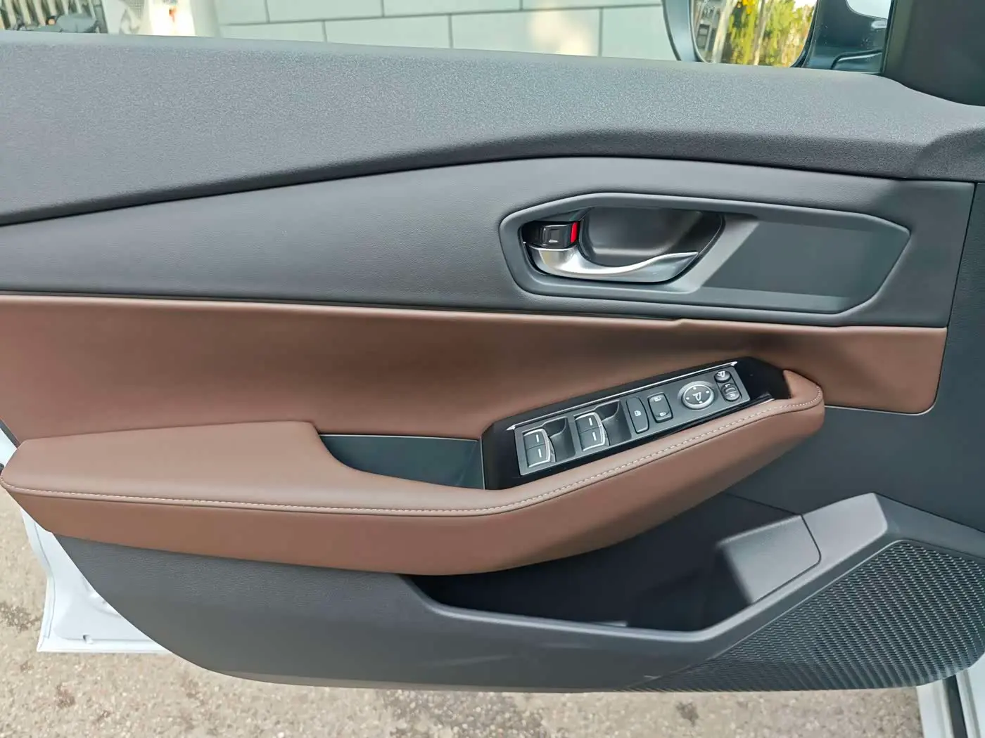 Honda Inspire Hybrid 2025 — Photo 15/20