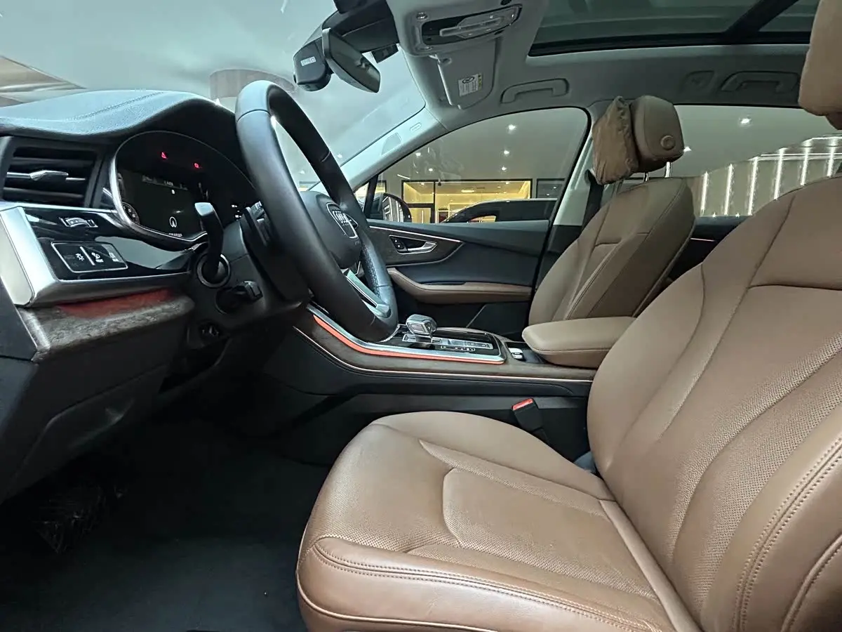 Audi Q7 2024 — Şəkil 13/20
