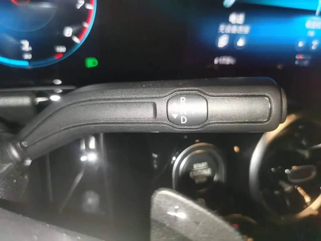 Mercedes-Benz GLA 2021 — Şəkil 7/20