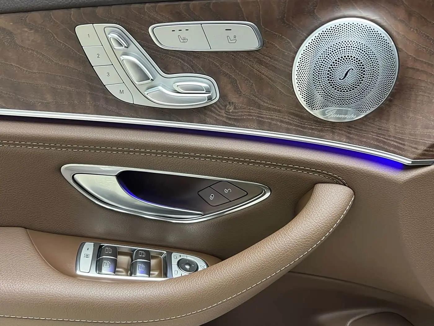 Mercedes-Benz E-Class 2020 — Фото 20/20
