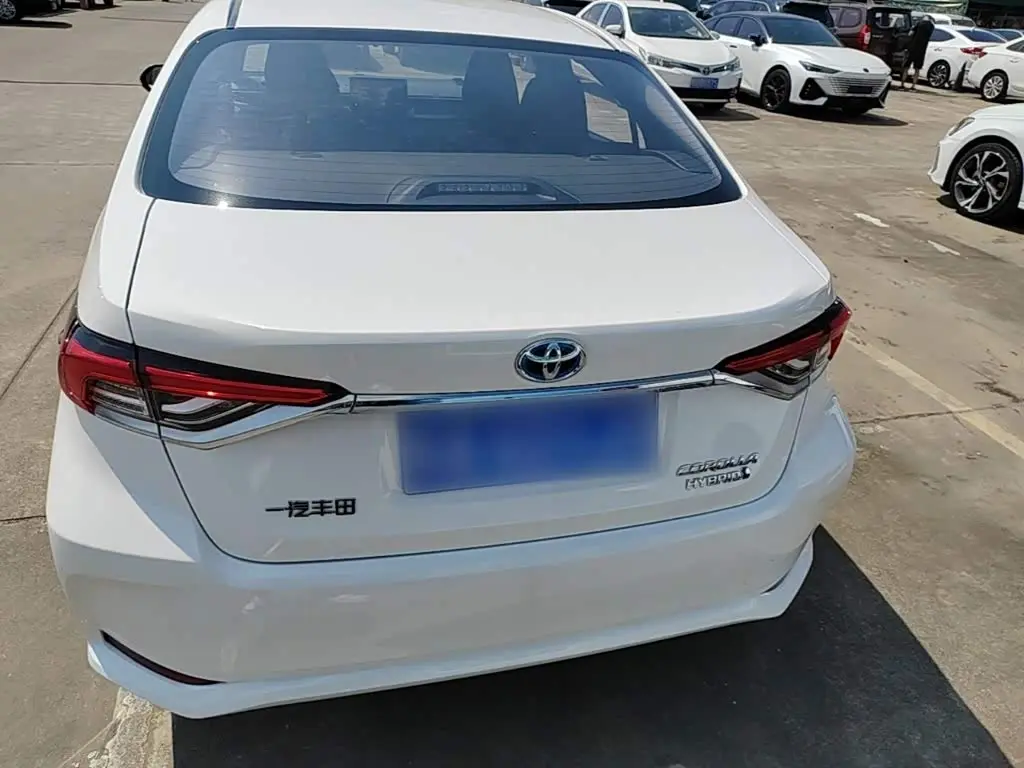 Toyota Corolla 2024 — Şəkil 6/20