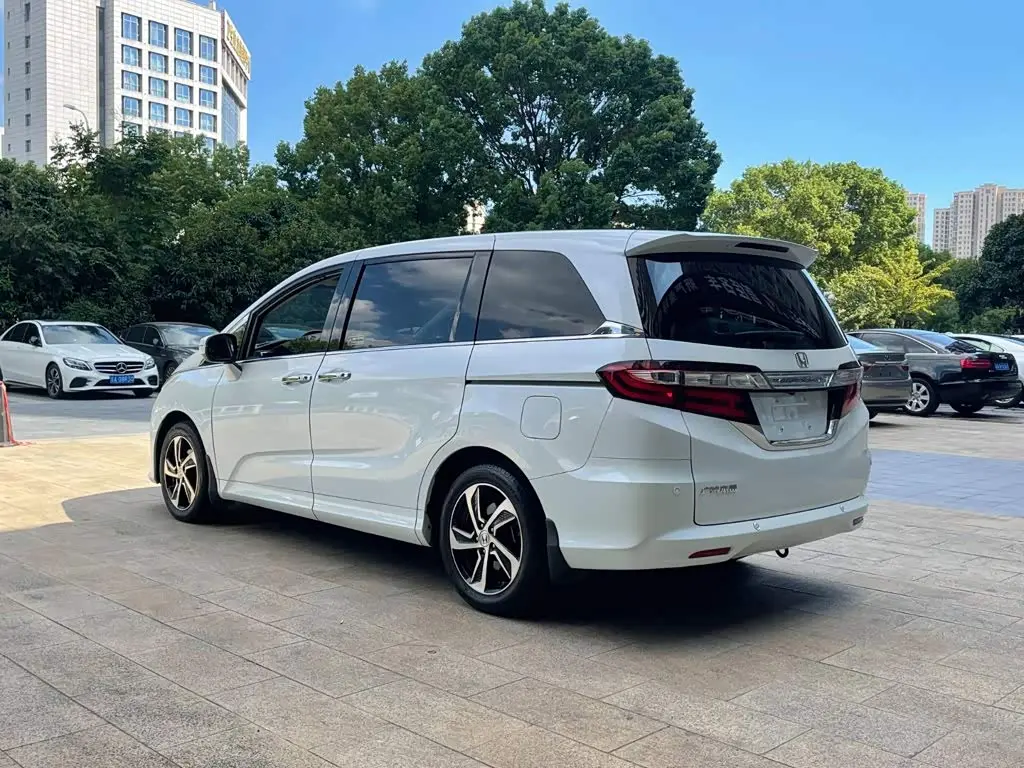 Honda Odyssey 2018 — Photo 7/20