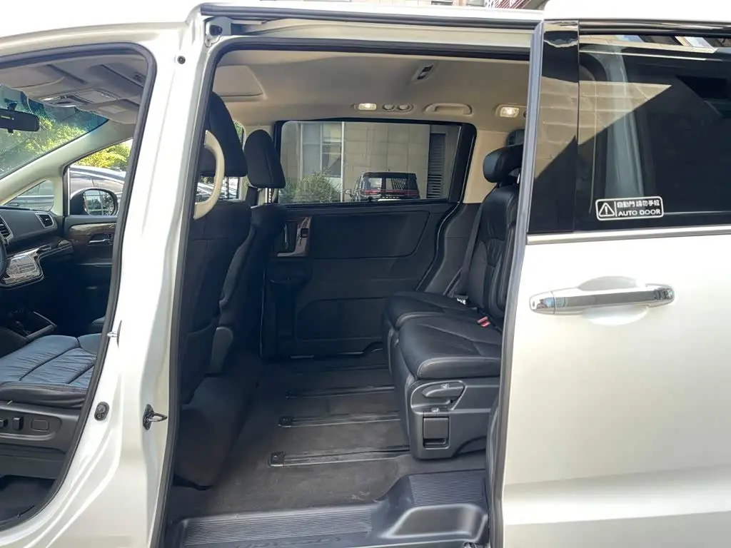 Honda Odyssey 2018 — Photo 13/20