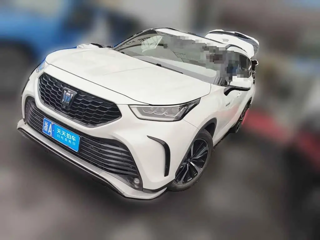 Toyota Crown Kluger, 2021