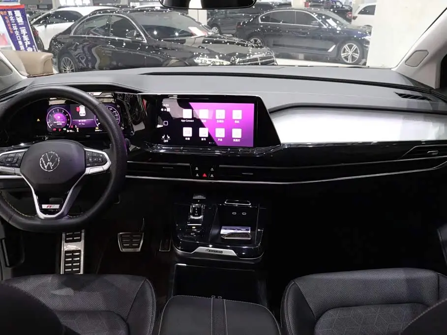 Volkswagen Talagon 2023 — Фото 16/20