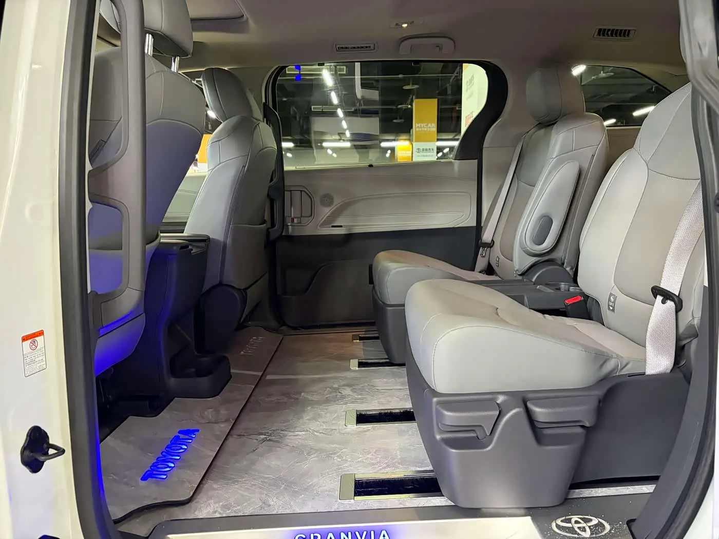Toyota Granvia 2025 — Şəkil 6/18