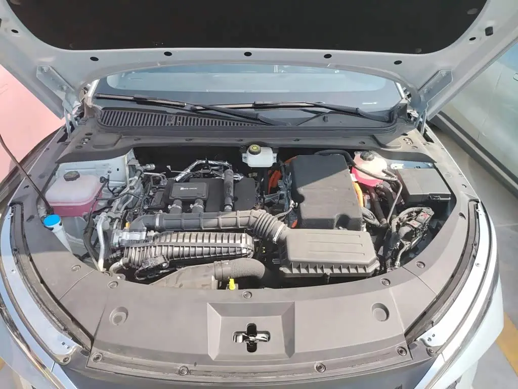BYD Qin L 2025 — Photo 20/20