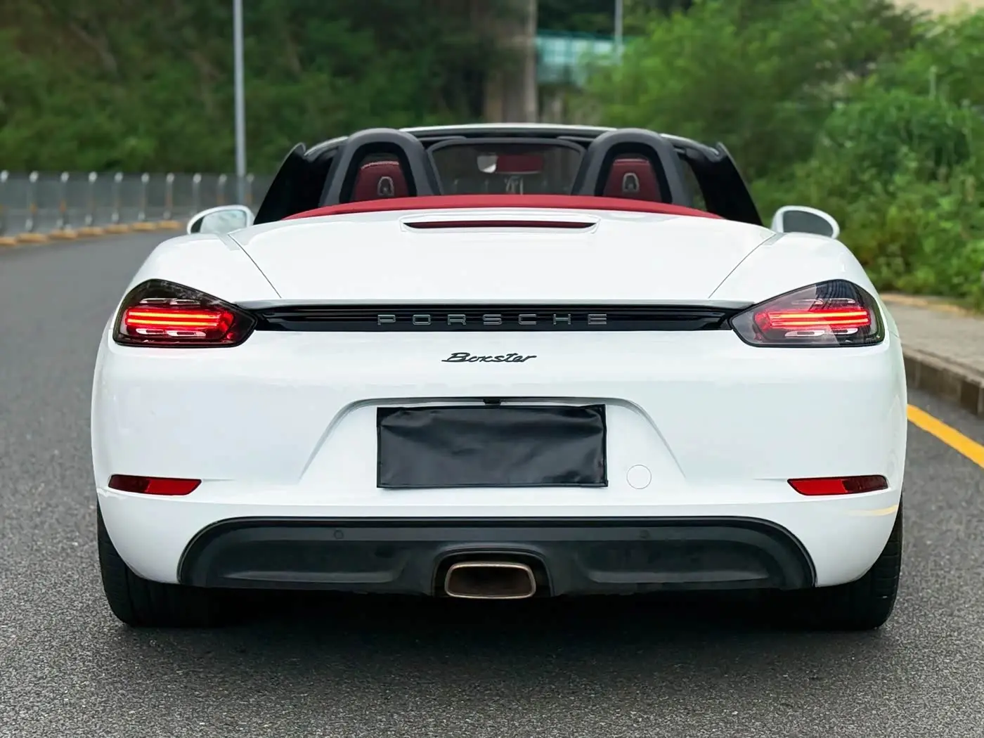 Porsche 718 2021 — Photo 9/20