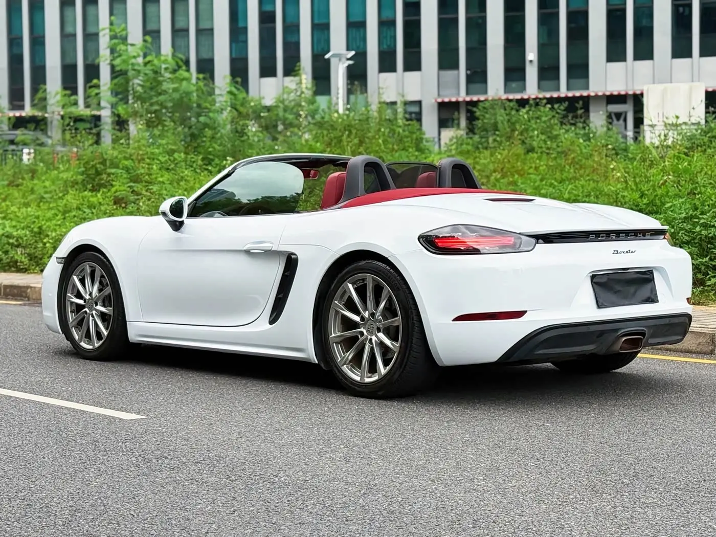 Porsche 718 2021 — Photo 8/20