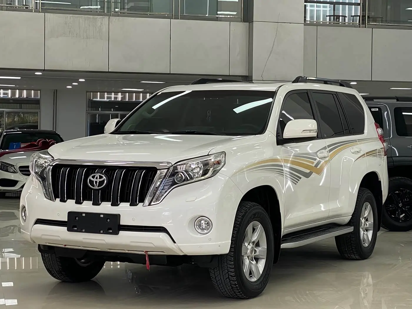 Toyota Prado 2016 — Şəkil 1/19