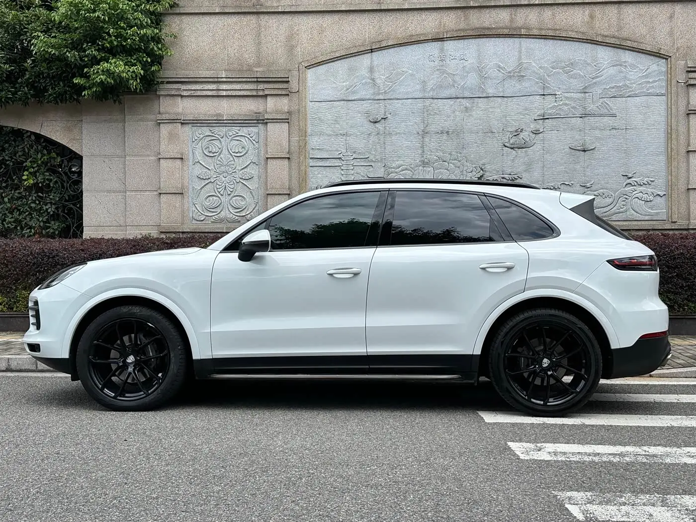 Porsche Cayenne 2020 — Photo 3/15