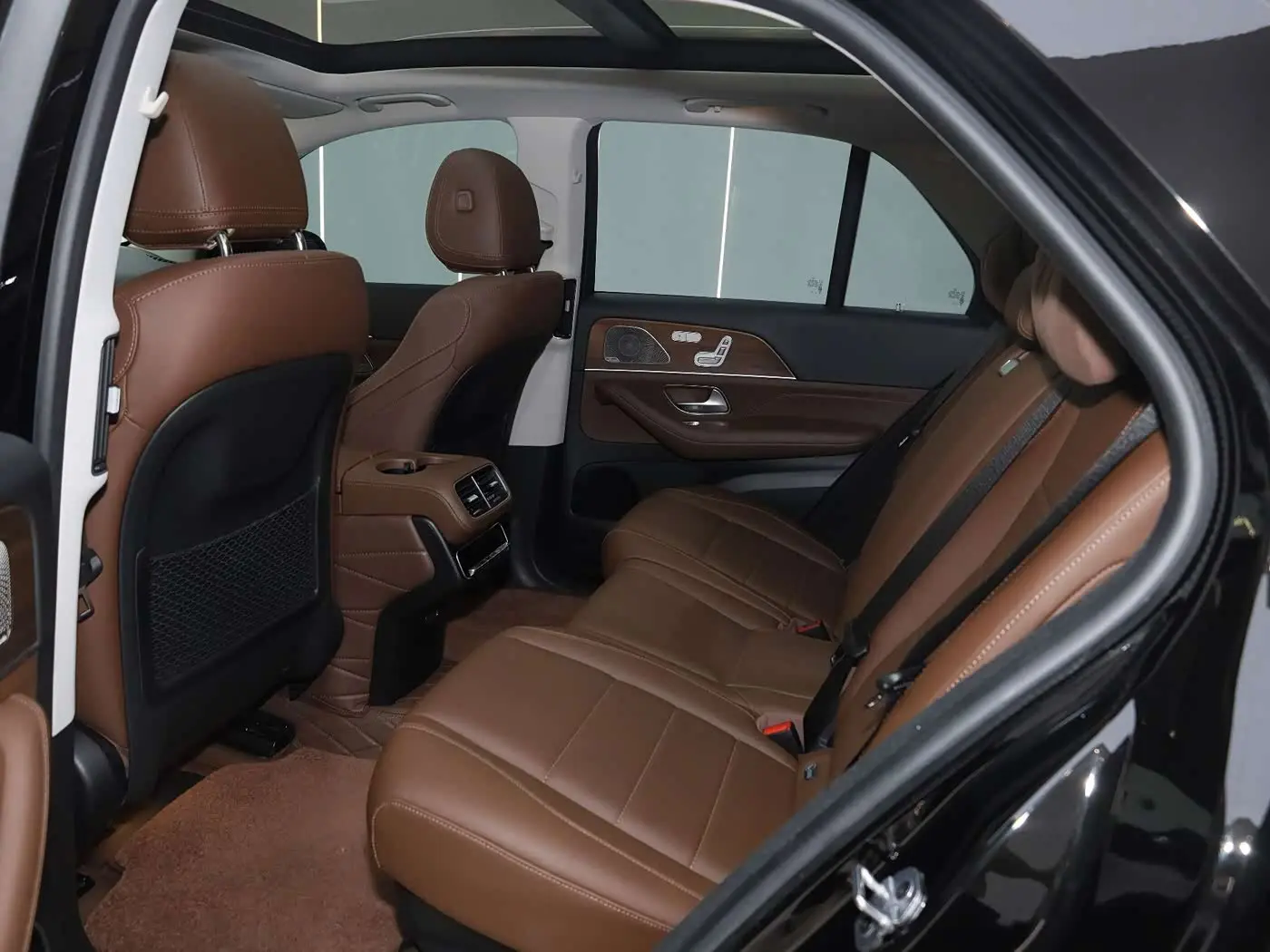 Mercedes-Benz GLE 2024 — Photo 14/15