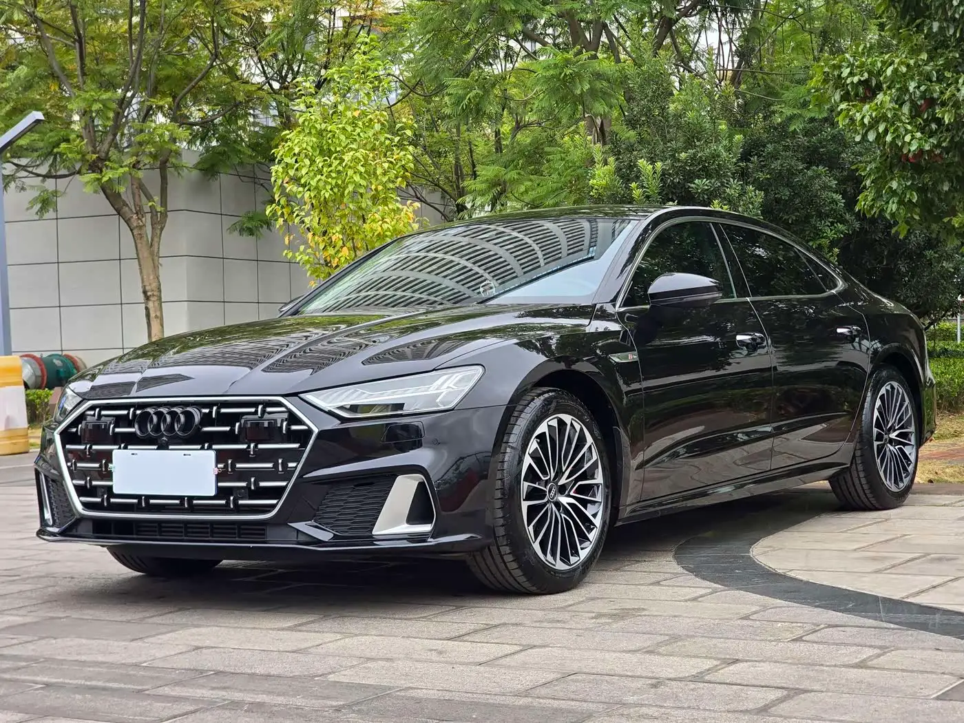Audi A7L, 2024