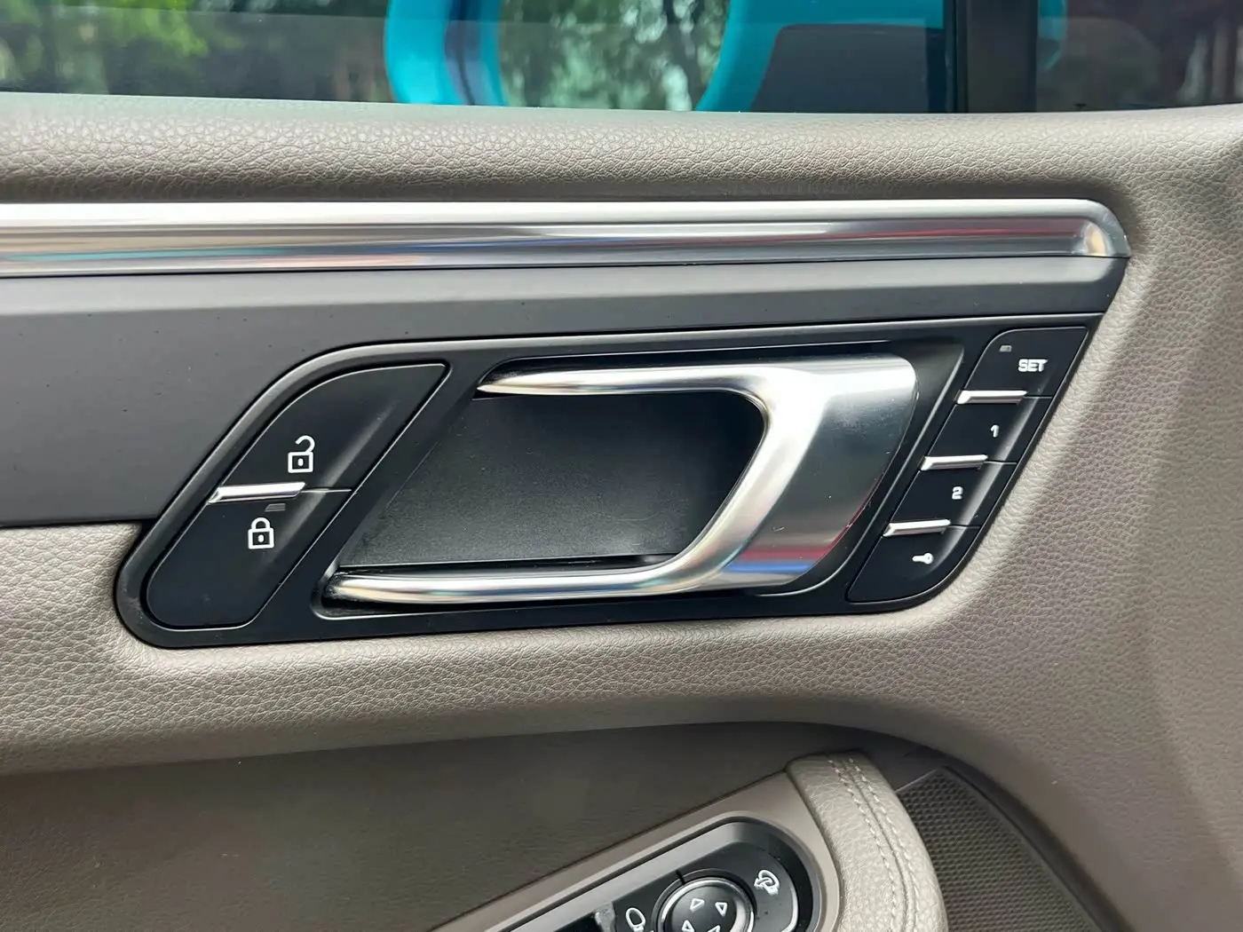 Porsche Macan 2019 — ფოტო 9/20