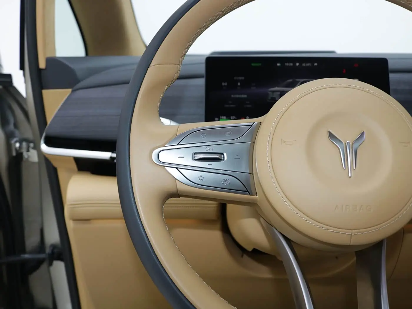 Voyah Auto Voyah Dreamer 2025 — Photo 9/20