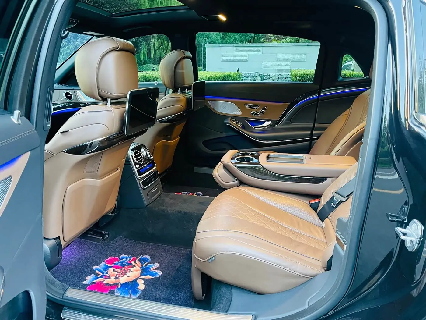 Mercedes-Benz Maybach S-Class 2019 — Фото 18/20