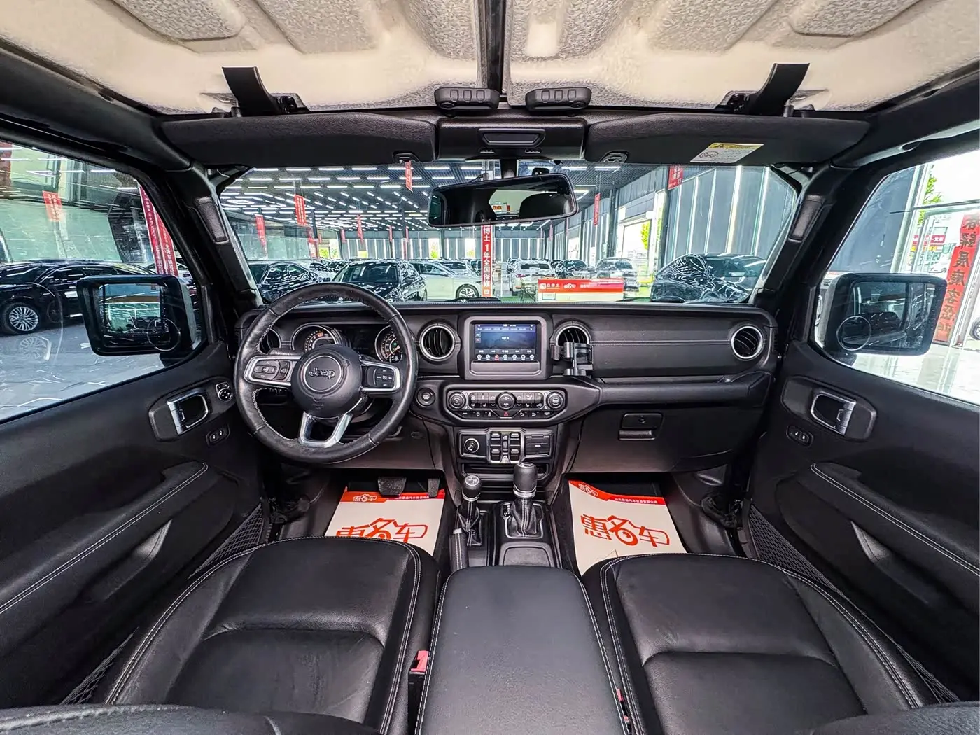 Jeep Wrangler 2019 — Фото 7/10