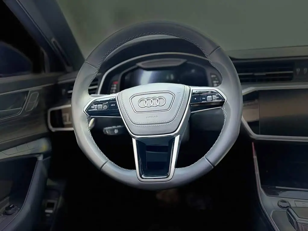 Audi A6L 2025 — Photo 10/17