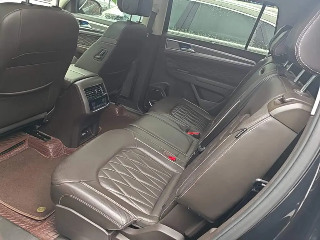 Volkswagen Teramont 2021 — Photo 17/20