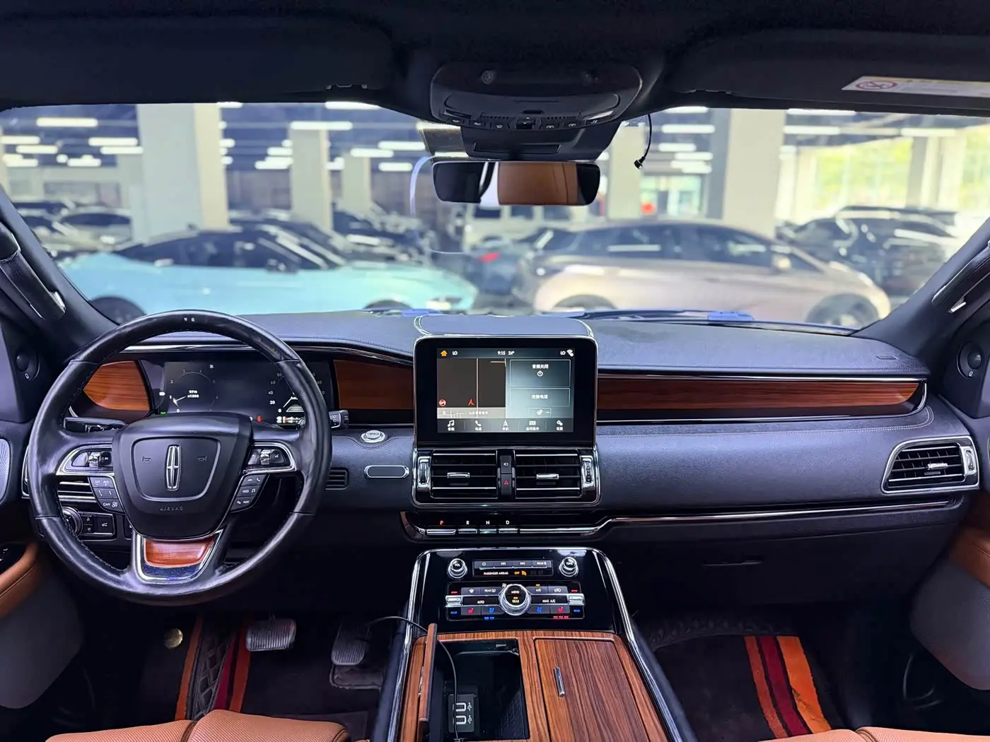 Lincoln Navigator 2020 — Фото 20/20
