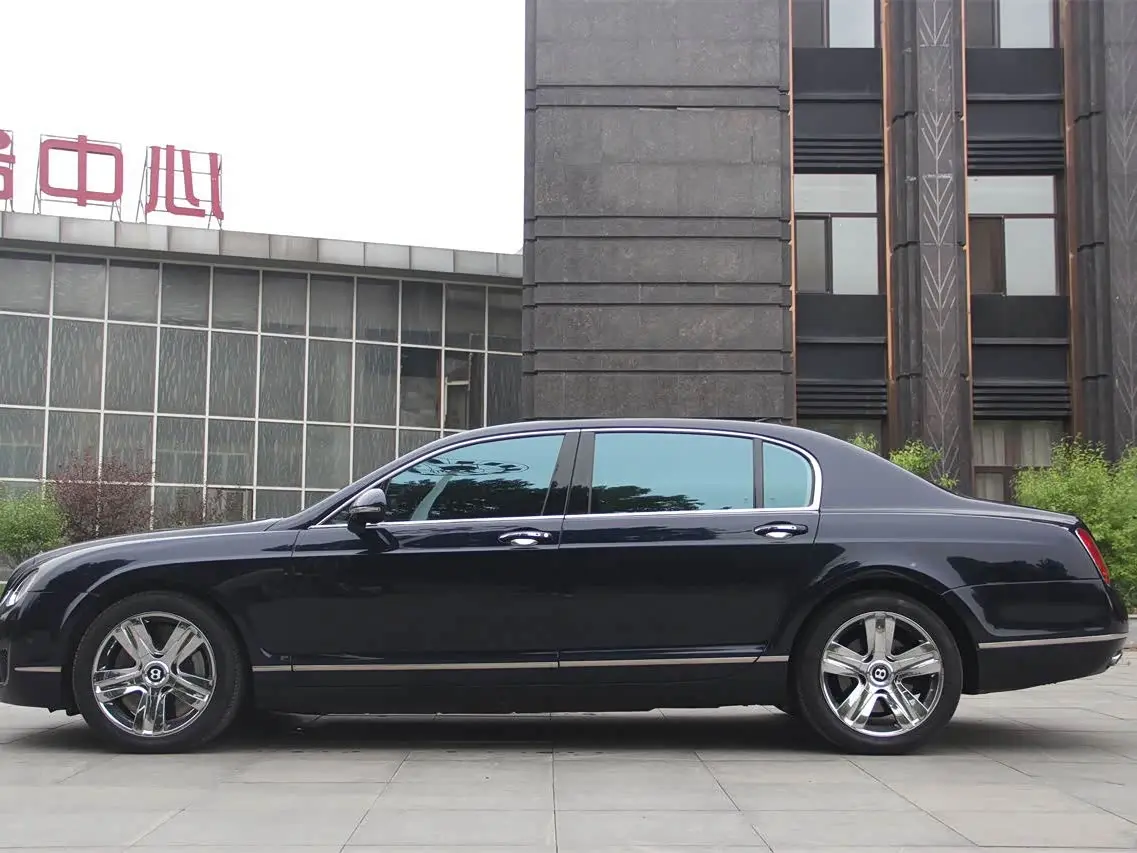 Bentley Flying Spur 2011 — Photo 12/20
