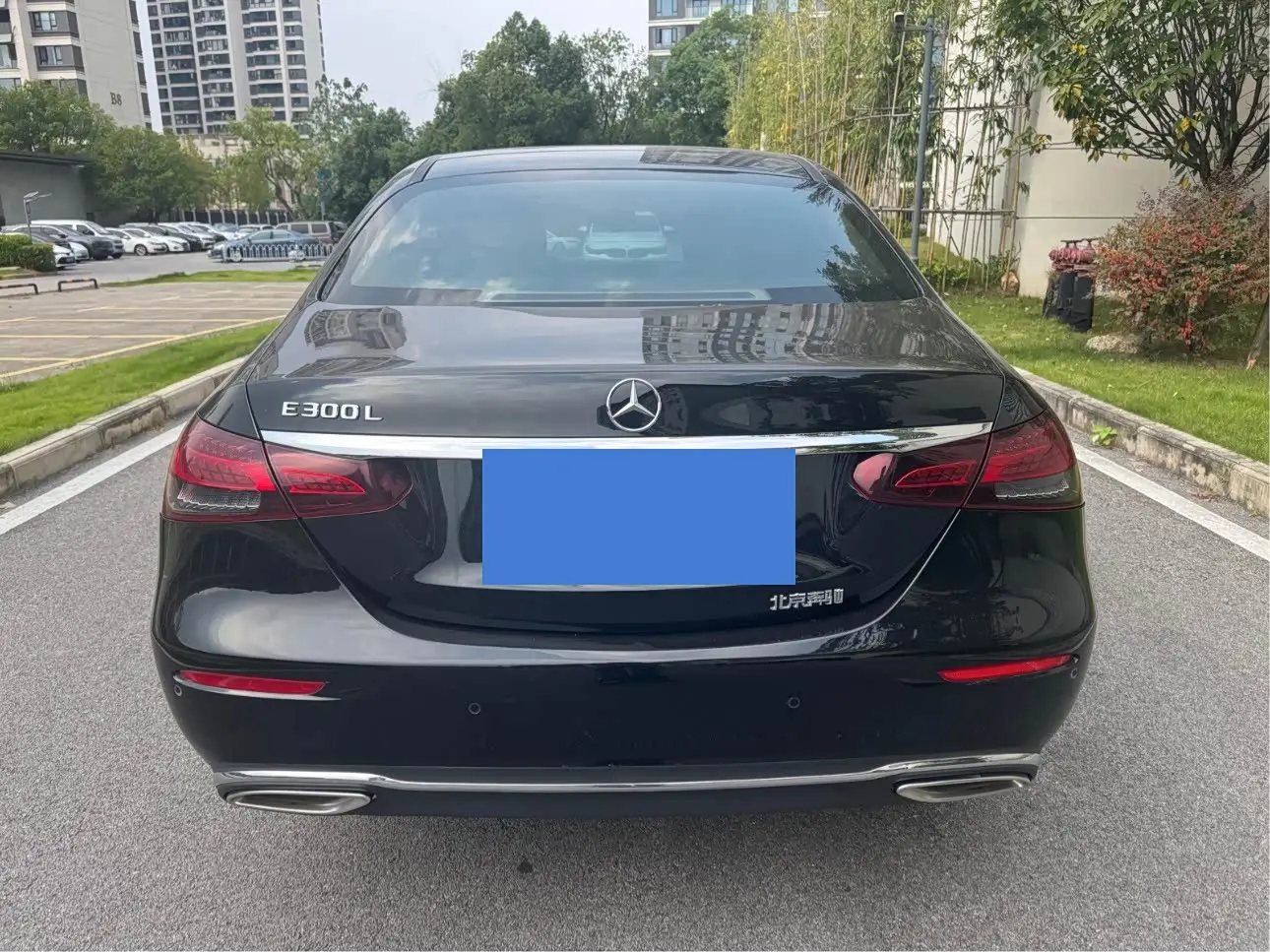 Mercedes-Benz E-Class 2023 — Photo 5/13