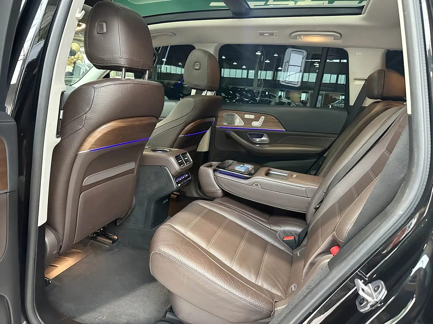 Mercedes-Benz GLS 2022 — Фото 19/20