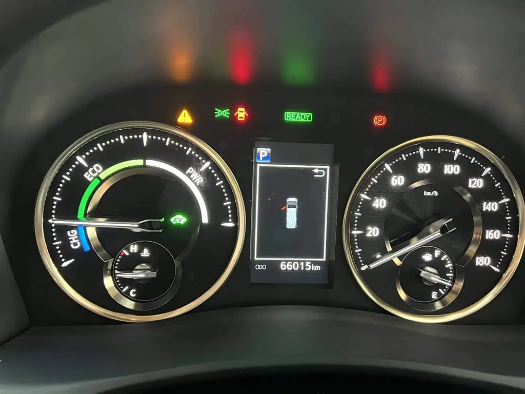 Toyota Alphard 2020 — Photo 13/20
