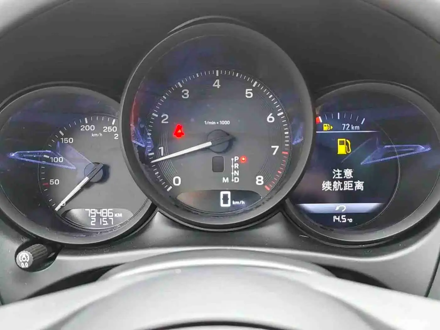 Porsche Macan 2023 — Photo 5/7
